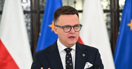Hołownia kpi z Republiki. "Talent rozkwita"