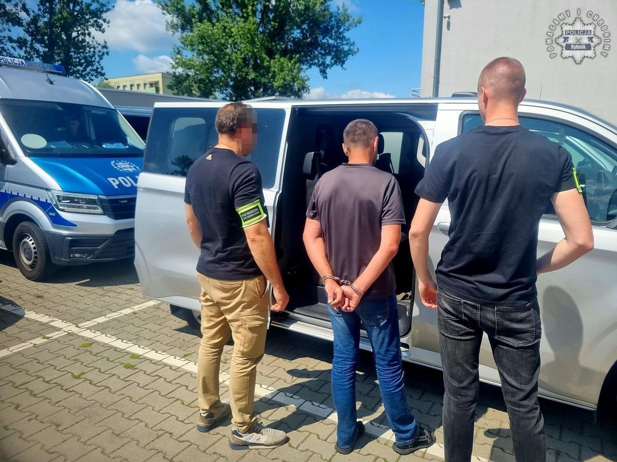 Jechał pijany pod prąd w centrum Rybnika. Został deportowany