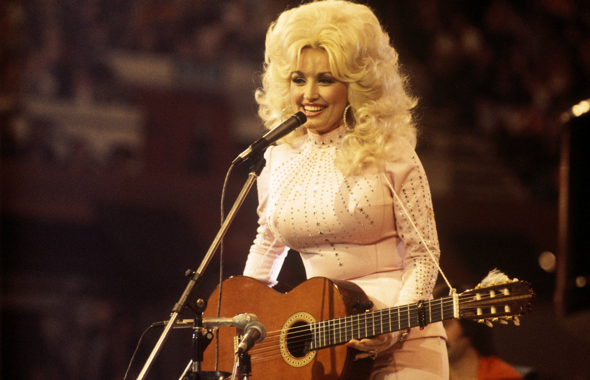 Dolly Parton, 1976