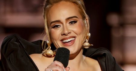 Adele pokazała, jak wygląda BEZ MAKIJAŻU! (ZDJĘCIA)