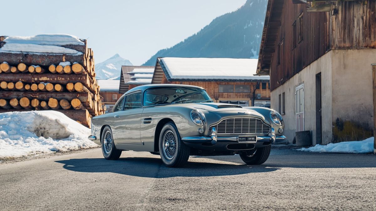 Aston Martin DB5 Seana Connery'ego
