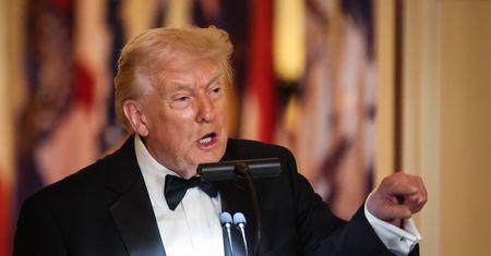 Trump wyznacza termin dla Iranu. Groźba uderzenia w ciągu 10 dni