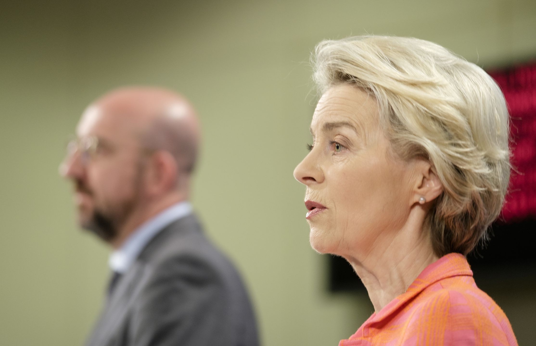 Komisja Europejska pozwoli polować na wilki? Prywatna zemsta Ursuli von der Leyen