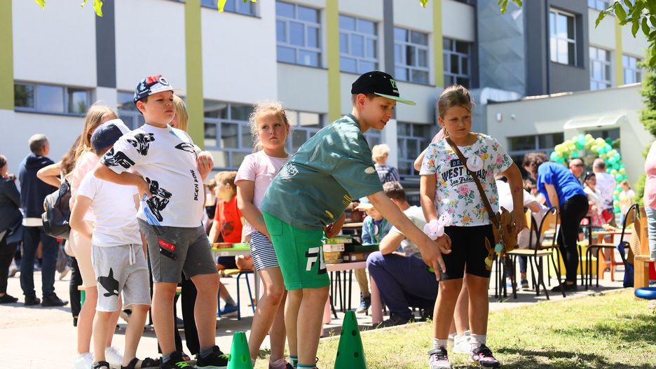 Drugim Pikniku Rodzinnym w Szkole Podstawowej numer 8 przyciągnął mnóstwo osób 