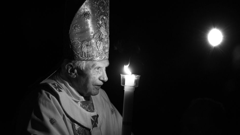 Benedykt XVI nie żyje. Jest data pogrzebu