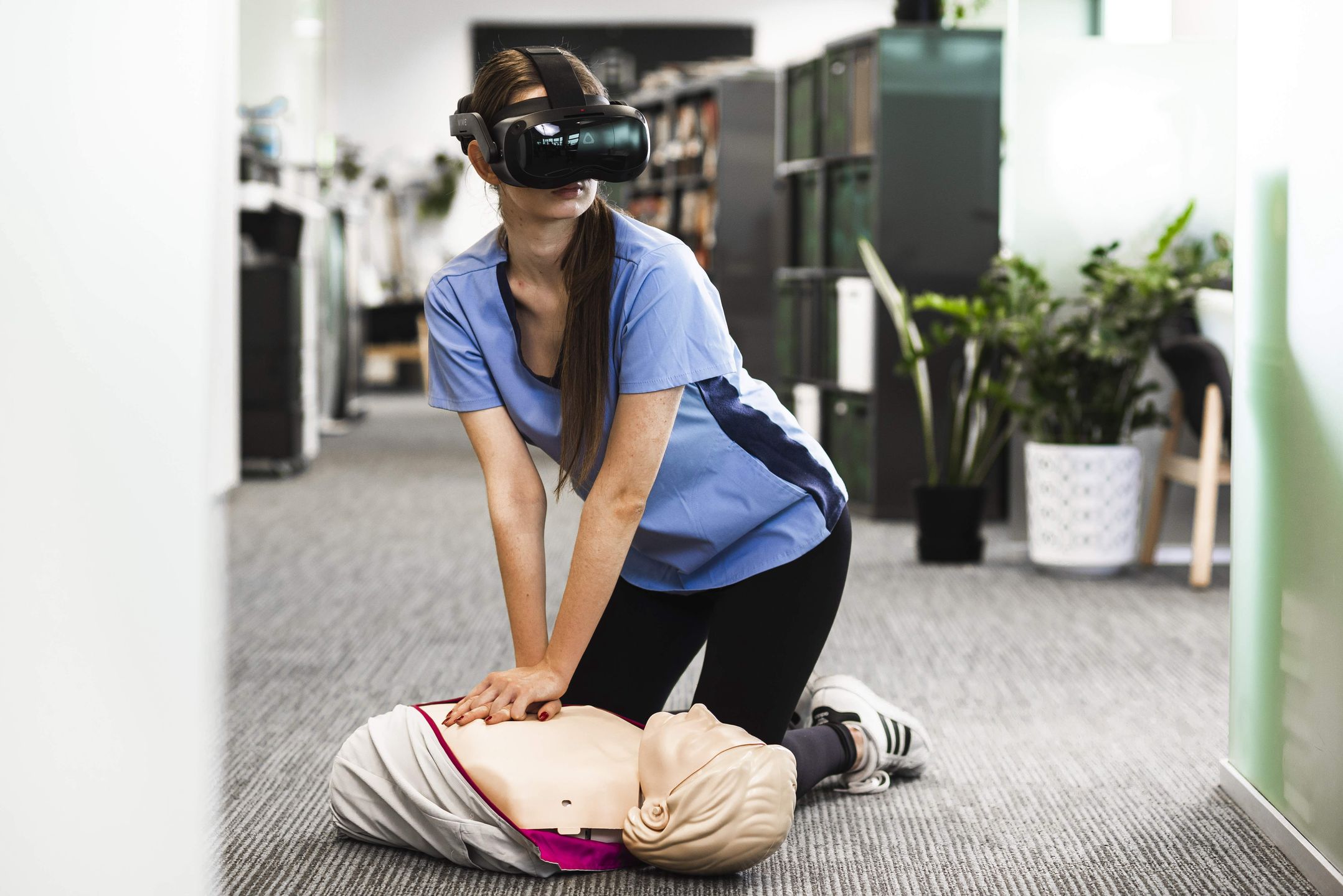 VR