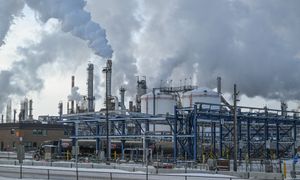 Konflikt na Bliskim Wschodzie. Rośnie kolejka po ropę z Kanady