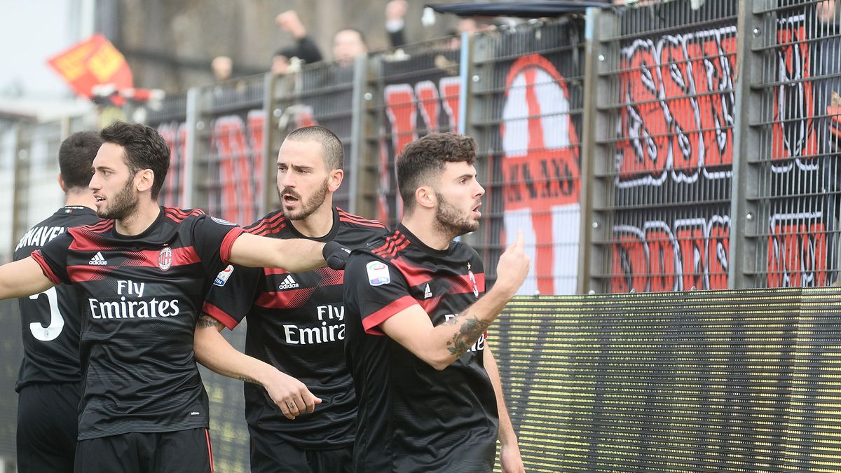 Getty Images / Mario Carlini / Na zdjęciu: piłkarze AC Milan