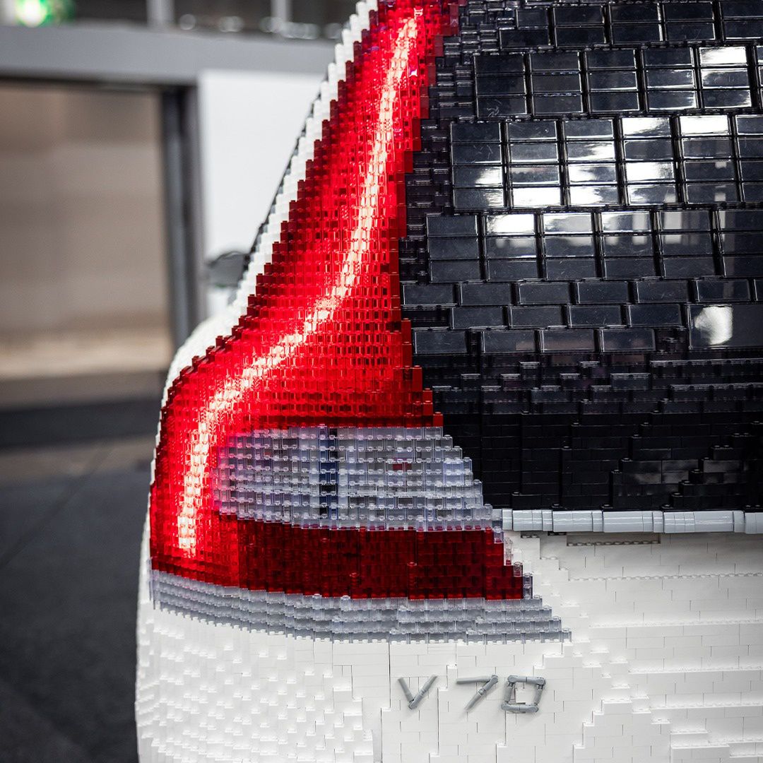 Volvo V70 z 400 tys. klocków Lego wygląda świetnie, a na dodatek jeździ!
