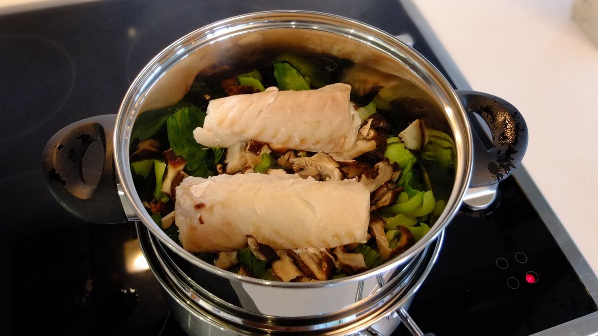 Gotowany świeży dorsz pacyficzny