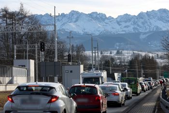Utrudnienia na Zakopiance. Kierowcy muszą uzbroić się w cierpliwość