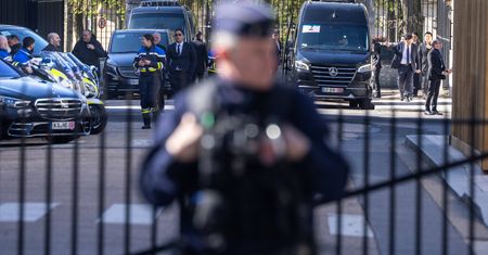 Atak nożem we francuskim liceum. 15-latka ranna, podejrzany zatrzymany