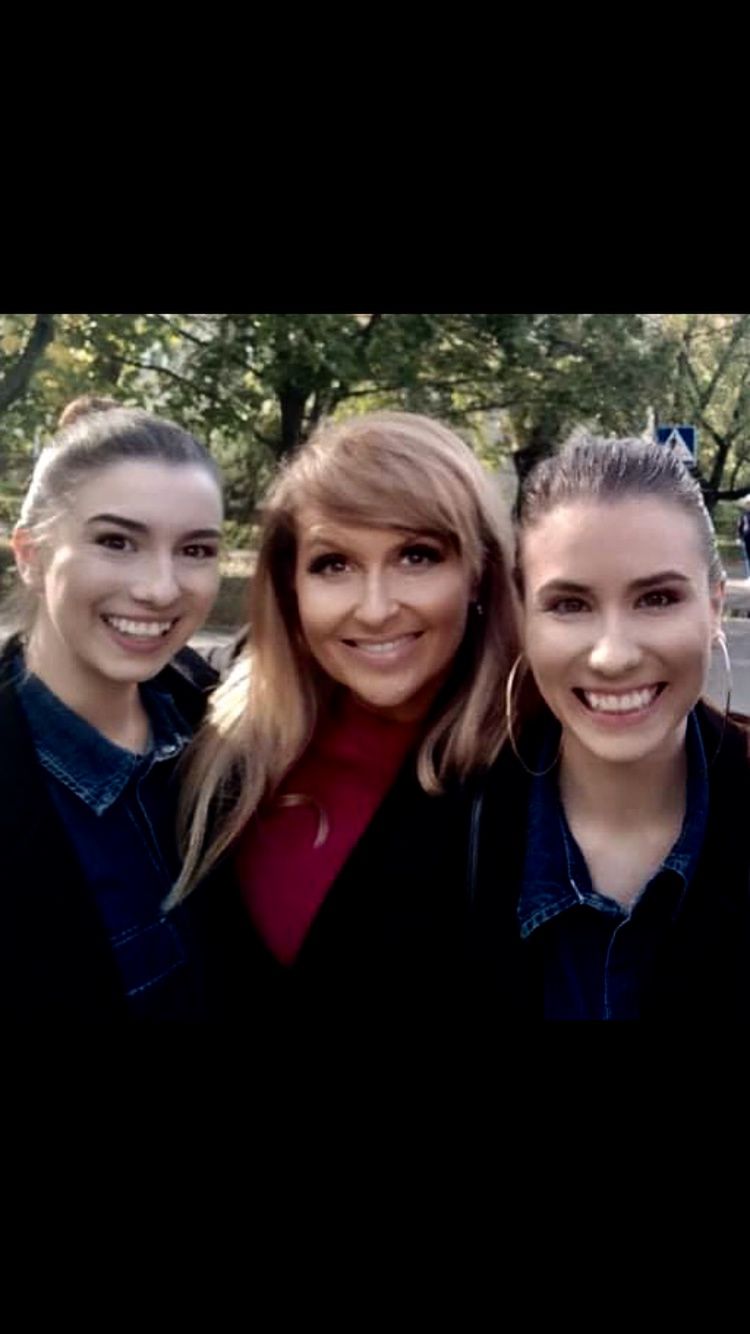 Katarzyna Skrzynecka, Monika Szczepańska, Dorota Szczepańska