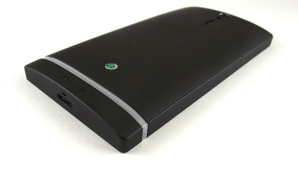 Sony Xperia S - piękna i bestia [test] 2