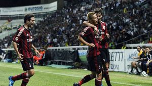 Serie A: Milan wreszcie wygrał w lidze, świetny Menez i dwa debiuty przeciwko outsiderowi
