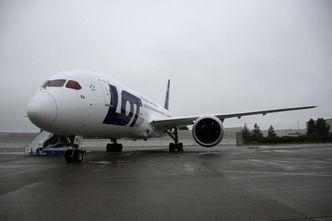 Dreamliner wylądował w Warszawie