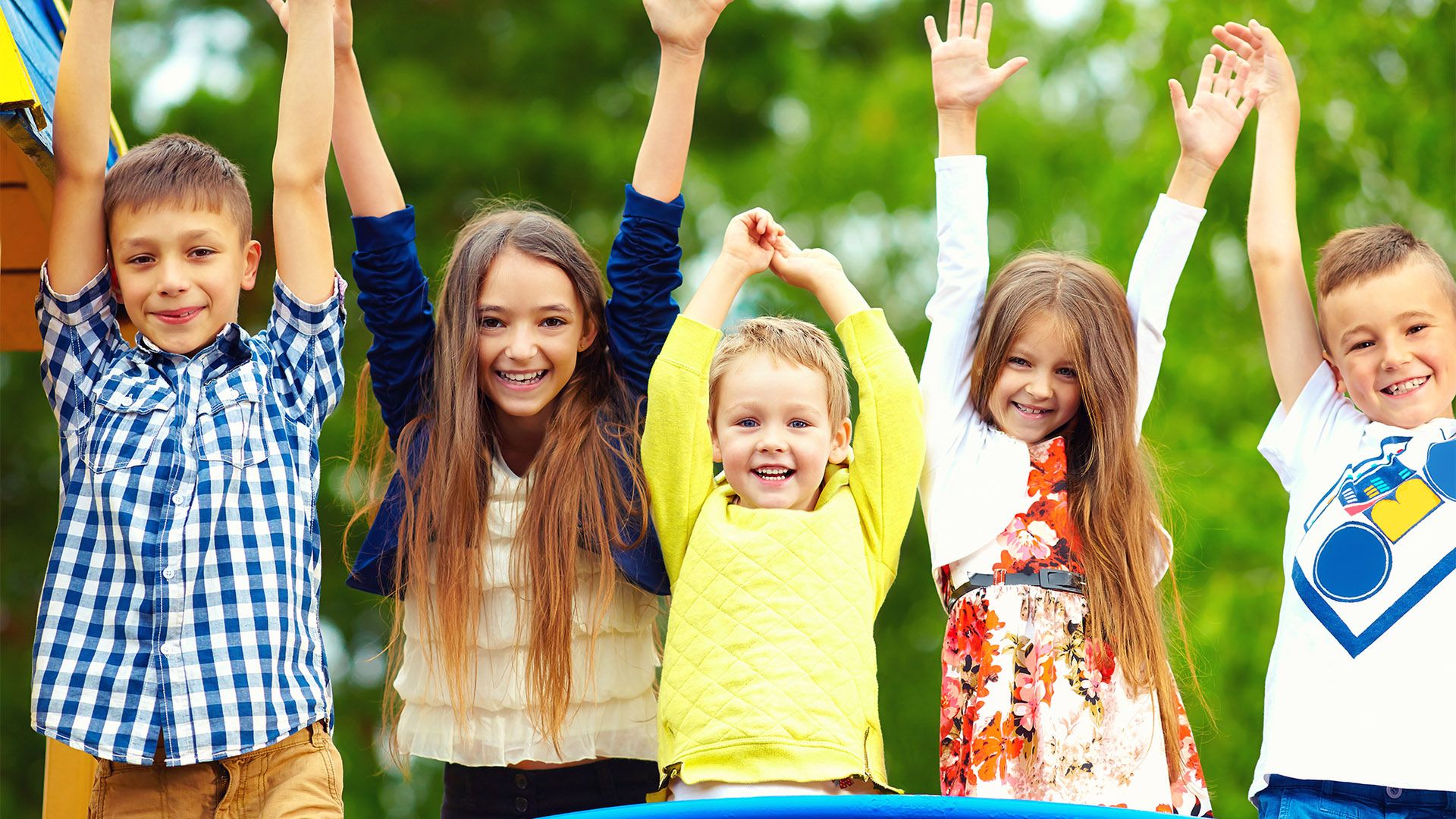 Zabawy dla uczniów to jeden z elementów spędzania czasu z rówieśnikami