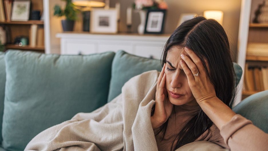 Migrena to nie tylko zwykły ból głowy - to złożone zaburzenie neurologiczne