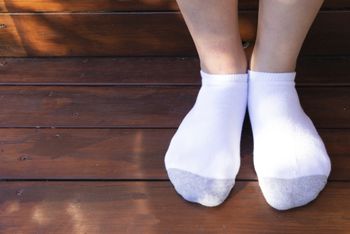 Koniec z brudnymi skarpetkami. Efekt: śnieżna biel