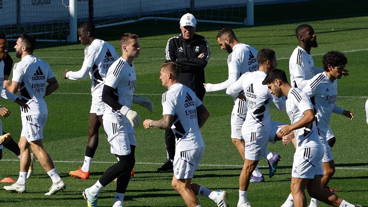 Piłkarze Realu Madryt podczas treningu
