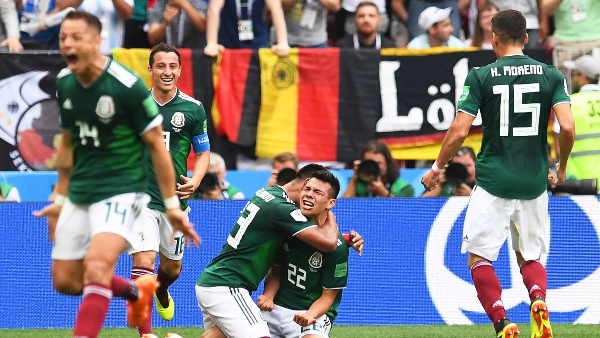 radość piłkarzy reprezentacji Meksyku