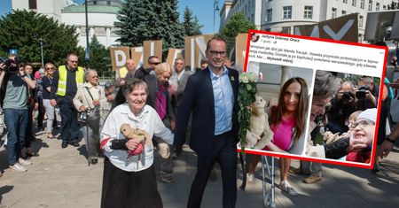 Oddała protestującym maskotkę. Wzruszający wpis o Traczyk-Stawskiej