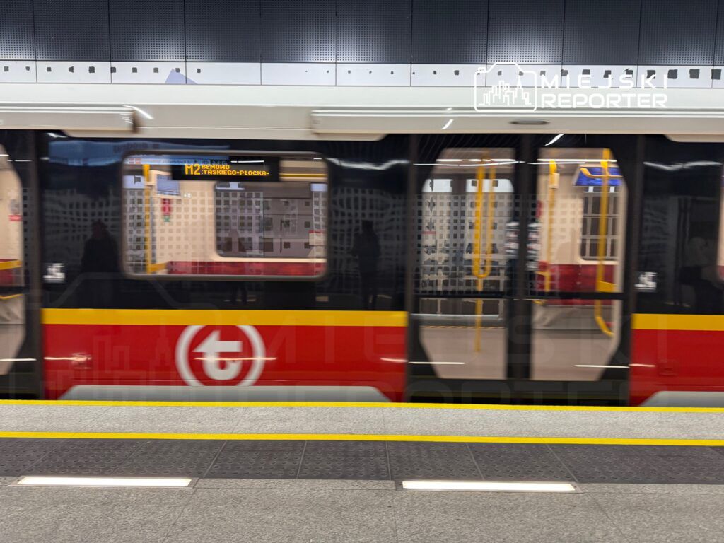 Warszawa: Utrudnienia na I linii metra. Zamknięto stacje