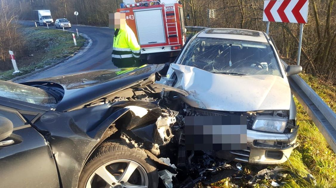 Wypadki w Polsce pociągają za sobą dużą liczbę ofiar nie tylko ze względu na rozwijane prędkości, ale też wiek samochodów, którymi jeździmy