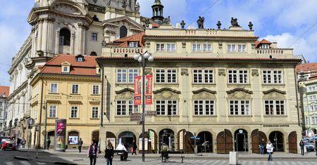 Czechy zaostrzają obostrzenia. Do restauracji tylko z certyfikatem covidowym