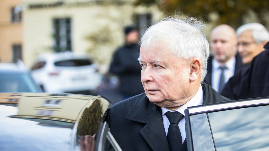 115. miesi?cznica katastrofy smole?skiej
10.11.2019 Warszawa Ulica Krakowskie Kosciol Seminaryjny Przedmiescie 115 miesiecznica katastrofy smolenskiej Nz Jaroslaw Kaczynski
fot. Adam Burakowski/REPORTER
Adam Burakowski/REPORTER