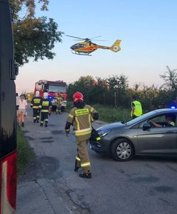Dramatyczny wypadek w gminie Błędów. 10-latek na quadzie potrącony przez busa