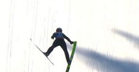 Przerażające wideo z lądowania skoczka. Wiadomo, w jakim jest stanie