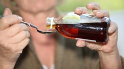 Zamiast leków na tarczycę zaczęła stosować płyn Lugola. Trafiła do szpitala z podejrzeniem udaru