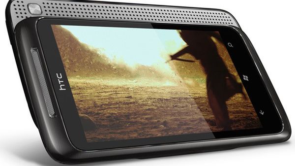 Zgłoś trzy aplikacje do Marketplace, zgarnij HTC Surround 1