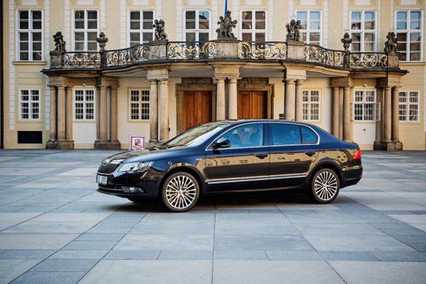 Odświeżona Škoda Superb nową limuzyną prezydenta Czech