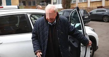 Jerzy S. W KOŃCU PRZESŁUCHANY w sprawie jazdy pod wpływem i potrącenia motocyklisty. "Obawiał się tego mężczyzny, bo do niego GŁOŚNO KRZYCZAŁ"
