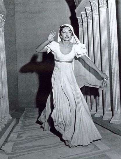 Maria Callas jako Julia w "Westalce", 1954 rok