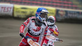 Barwy kevlarów Startu wywołały kontrowersje. Dlaczego nie są czerwono-czarne?