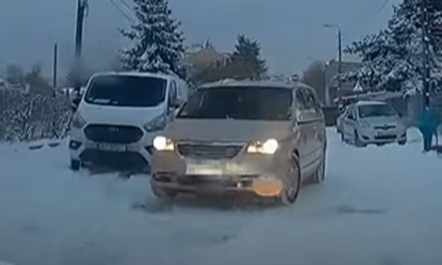 Dyskusyjna sytuacja podzieliła internautów. Kto miał rację na drodze?