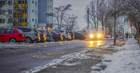 Nocą kradną je z aut. Są warte duże pieniądze