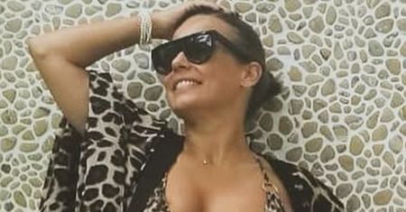 Anna Mucha wspomina egzotyczny urlop, publikując zdjęcie w panterkowym bikini