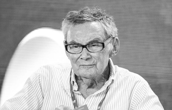 Marian Turski pochowany na Cmentarzu Żydowskim. „Nie zapomnimy tego, co mówiłeś”