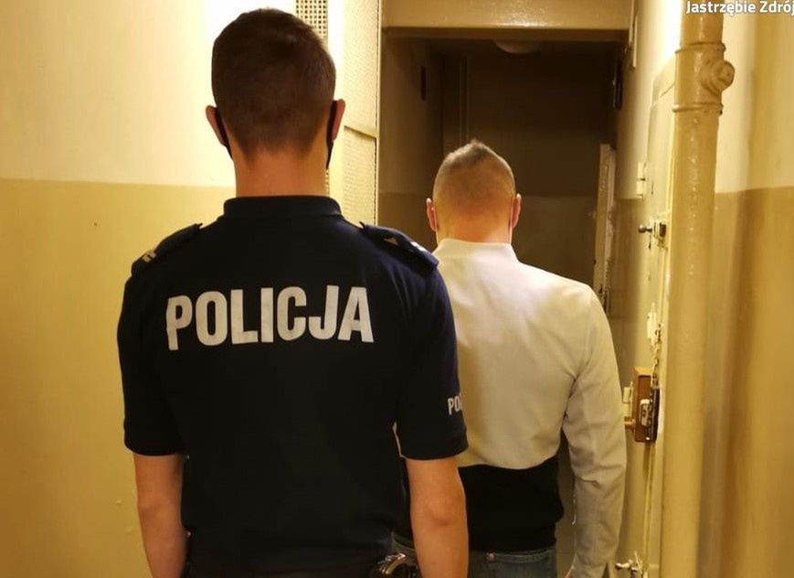 Śląsk. 32-letni mężczyzna jest podejrzany o znęcanie się nad swoją partnerką i jej 12-letnim synem w Jastrzębiu-Zdroju.