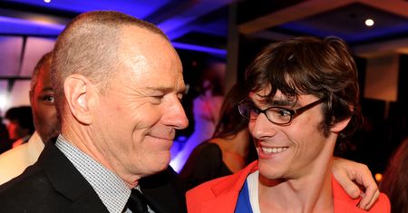 Bryan Cranston żegna RJ Mitte'a. "Będzie mi ciebie brakowało, synu"