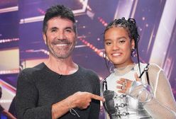 Simon Cowell pomoże Sarze James w światowej karierze. Zdradził, co planuje zrobić dla młodej piosenkarki