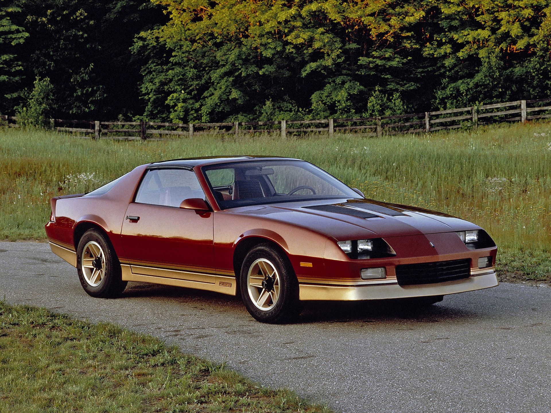 Ewolucja amerykańskiej legendy: Chevrolet Camaro 72