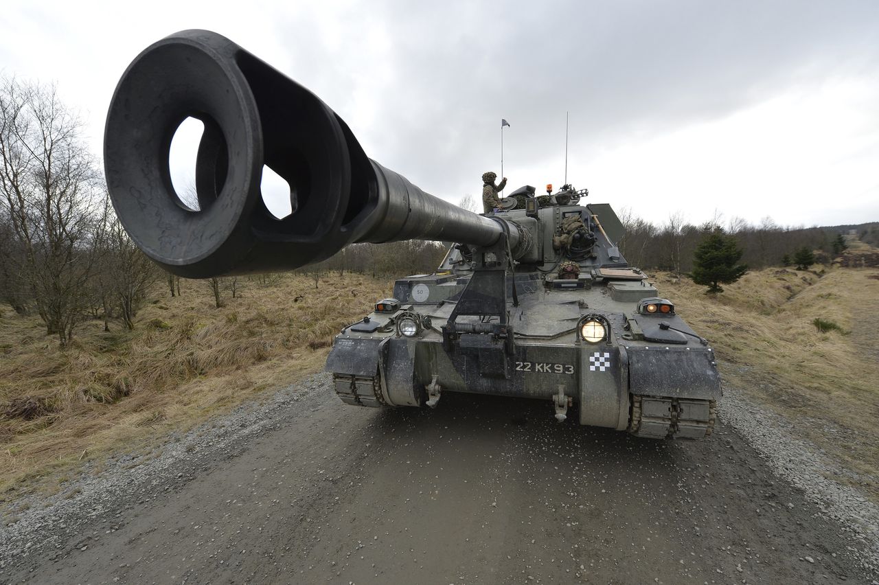 Britain's AS90 guns bow out early: The end of an era for army artillery