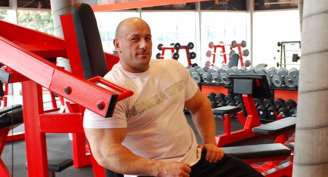 „FitCribs” z Robertem Burneiką w kampanii FitProfit i FitSport (wideo)