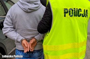 Sulechów: Okradali domy w budowie. Zatrzymała ich policja