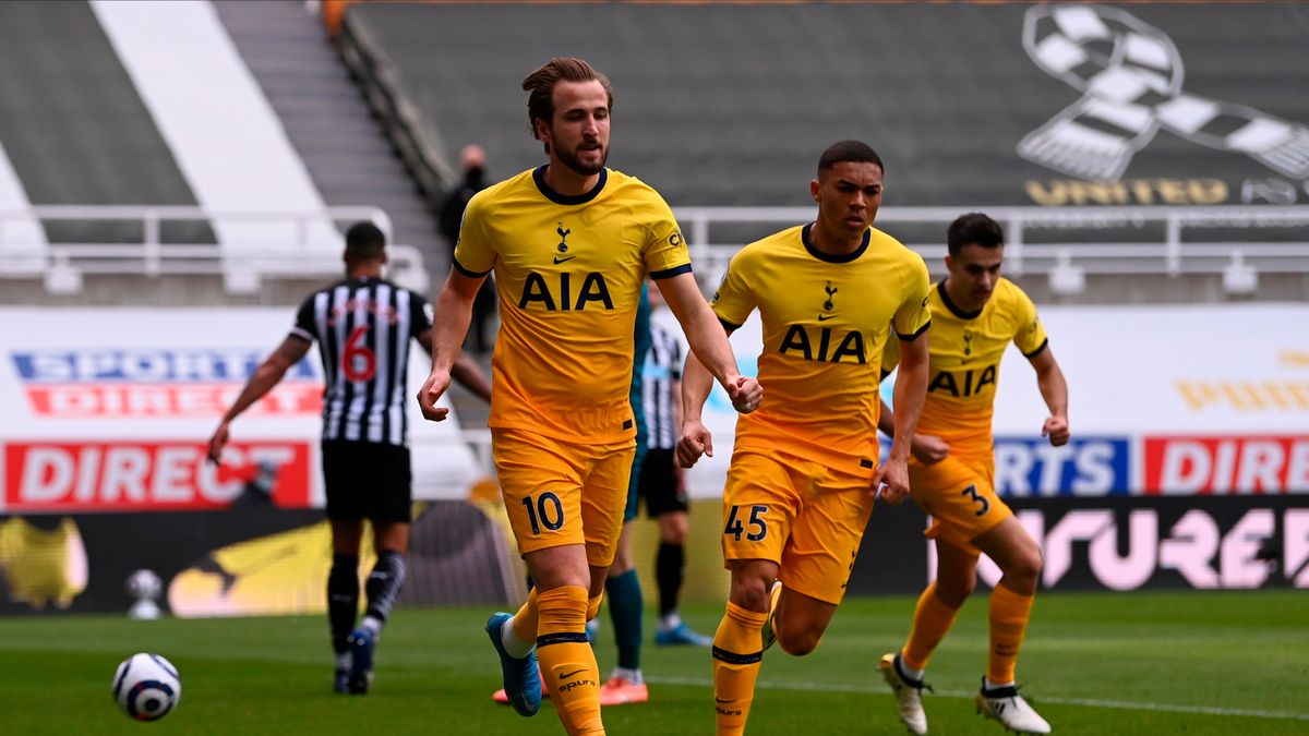 PAP/EPA / Stu Forster / Na zdjęciu: Harry Kane cieszy się z gola